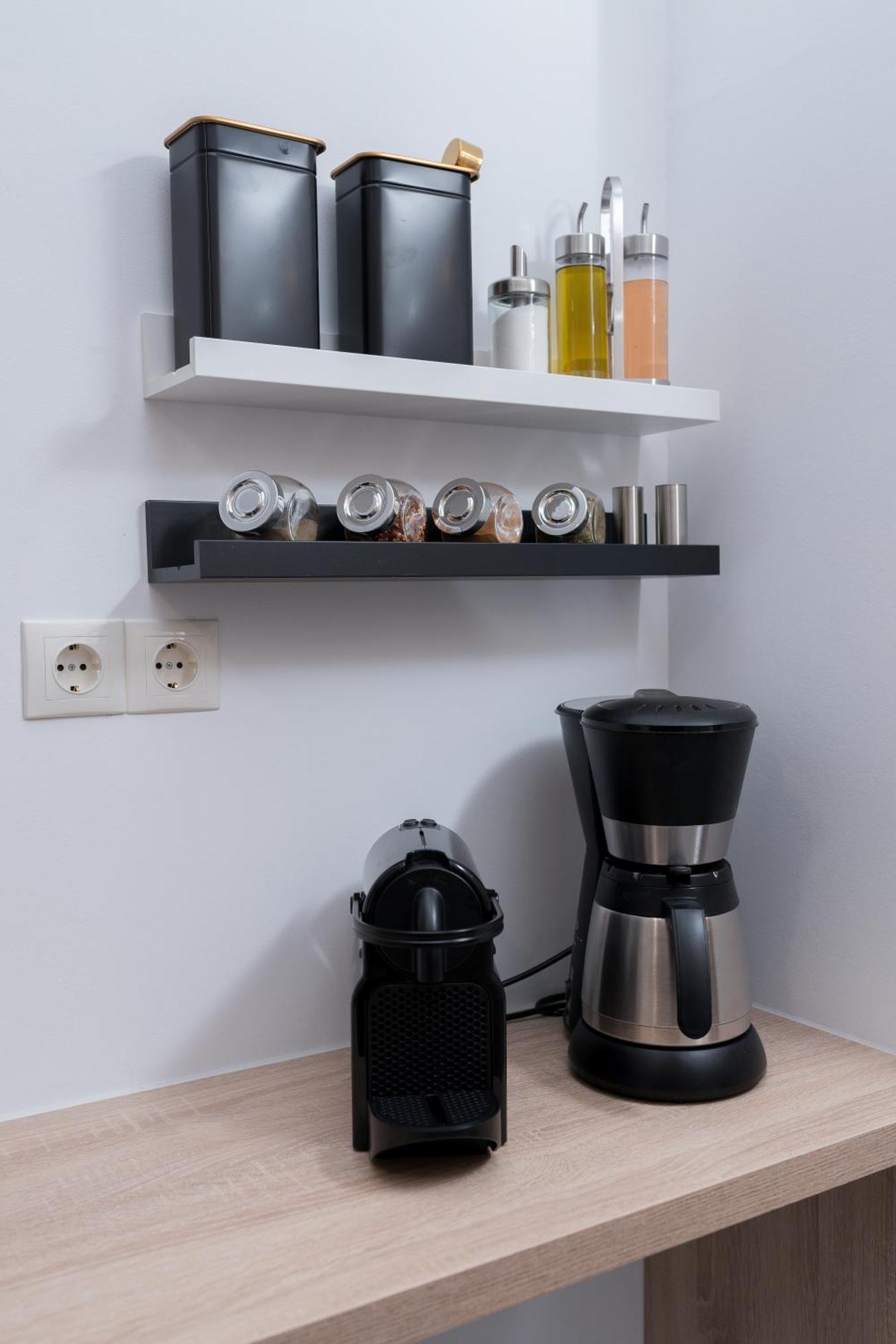 Lyto By Heloni Apartments Атина Екстериор снимка